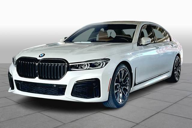 2022 BMW 7 Series 740i RWD photo