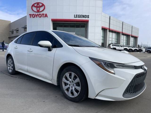 2021 Toyota Corolla LE FWD photo