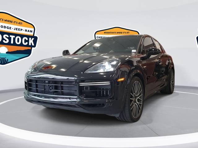 2021 Porsche Cayenne Coupe Turbo S E-Hybrid AWD photo