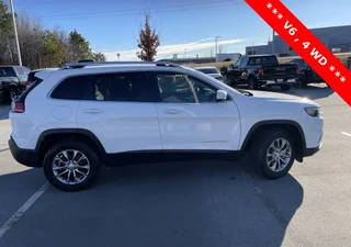 2021 Jeep Cherokee Latitude Lux 4WD photo