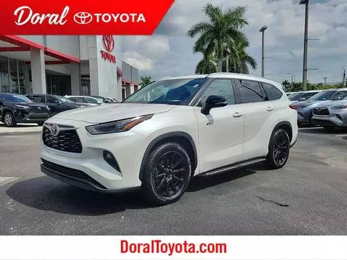 2021 Toyota Highlander XLE FWD photo