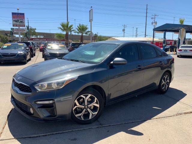 2021 Kia Forte LXS FWD photo