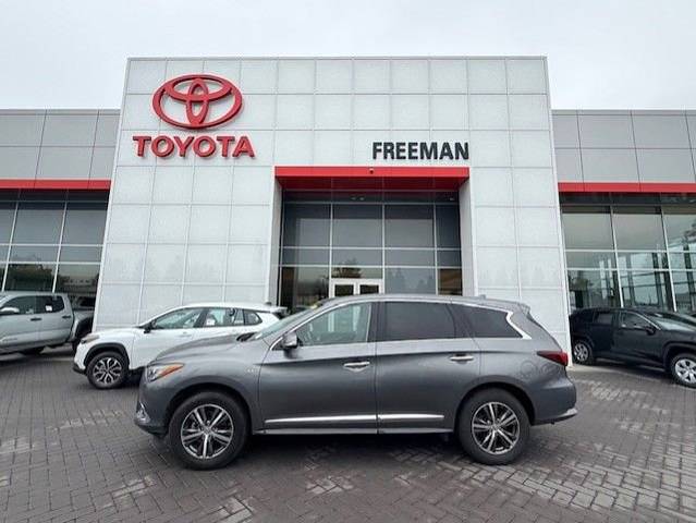 2017 Infiniti QX60  AWD photo