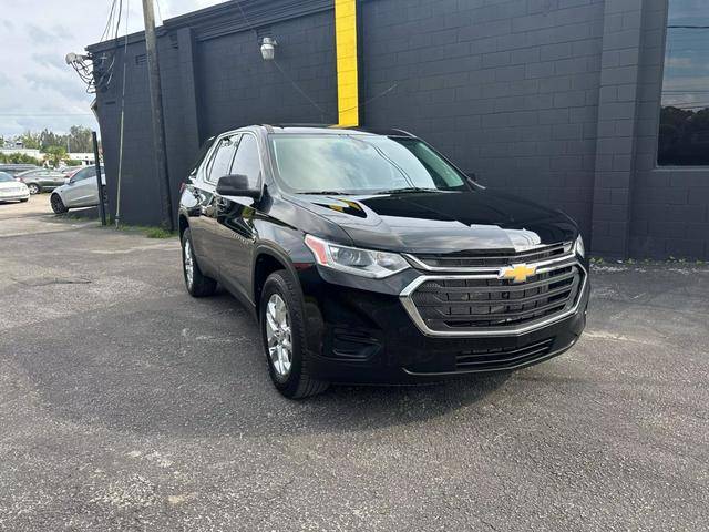 2021 Chevrolet Traverse LS FWD photo