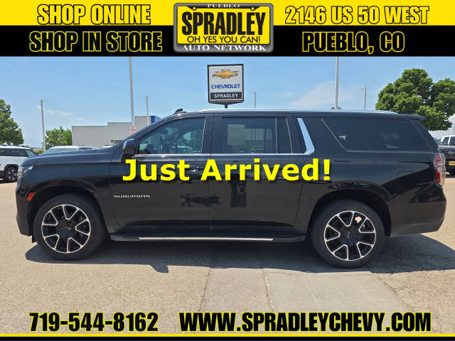 2021 Chevrolet Suburban LT RWD photo