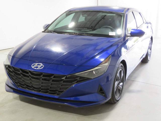 2021 Hyundai Elantra SEL FWD photo