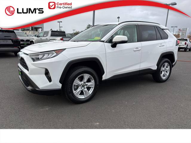 2021 Toyota RAV4 XLE AWD photo