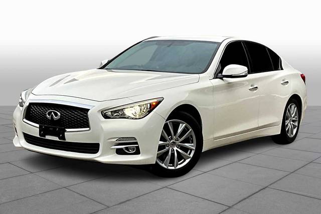 2015 Infiniti Q50  RWD photo