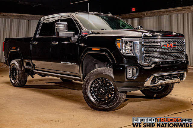 2021 GMC Sierra 2500HD Denali 4WD photo