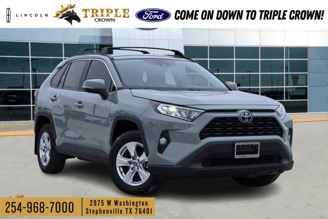 2021 Toyota RAV4 XLE FWD photo