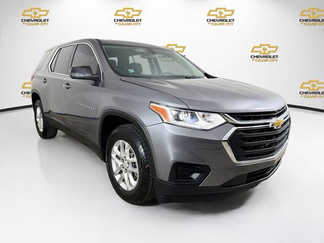 2021 Chevrolet Traverse LS FWD photo