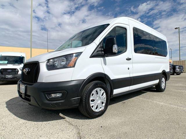 2021 Ford Transit Passenger Wagon XL RWD photo