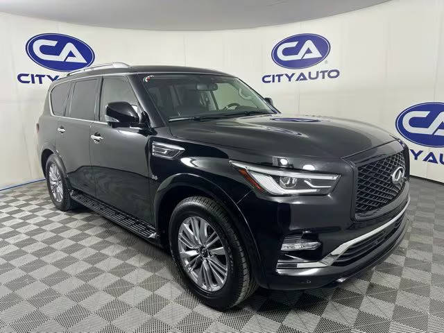 2019 Infiniti QX80 LUXE RWD photo