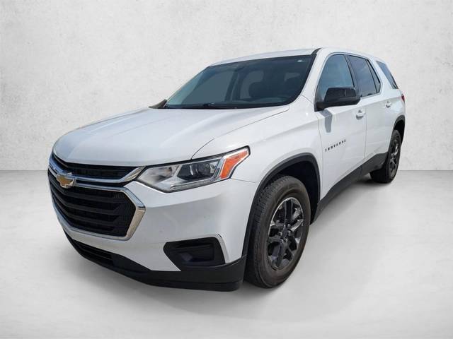 2021 Chevrolet Traverse LS AWD photo