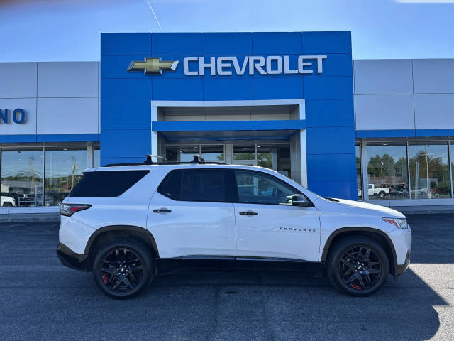 2021 Chevrolet Traverse Premier AWD photo
