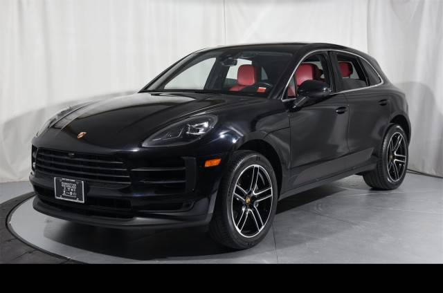 2021 Porsche Macan S AWD photo