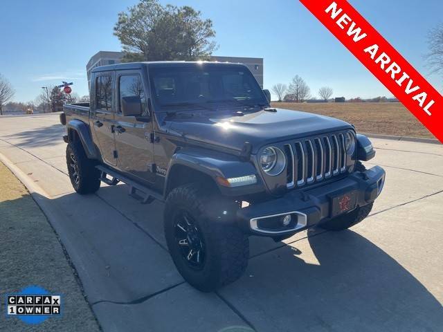 2021 Jeep Gladiator Overland 4WD photo