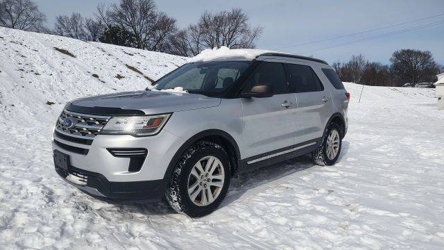 2018 Ford Explorer XLT 4WD photo