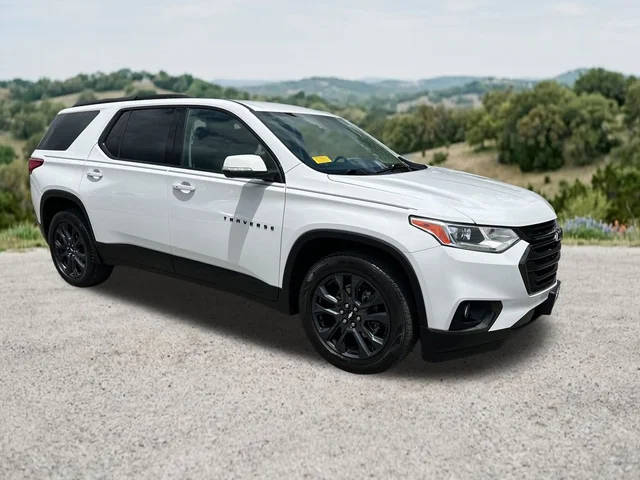 2021 Chevrolet Traverse RS FWD photo