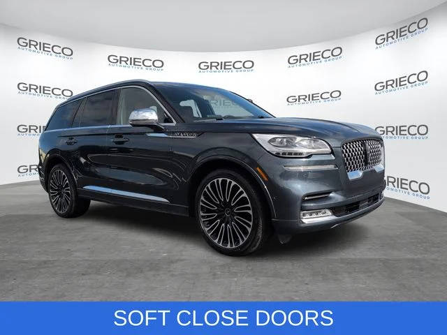 2021 Lincoln Aviator Black Label AWD photo