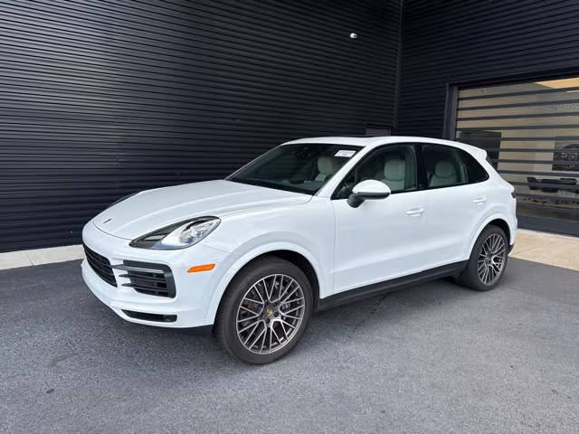 2021 Porsche Cayenne  AWD photo