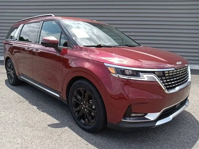 2022 Kia Carnival SX FWD photo