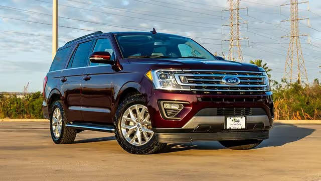 2021 Ford Expedition XLT RWD photo