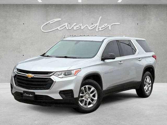 2021 Chevrolet Traverse LS FWD photo