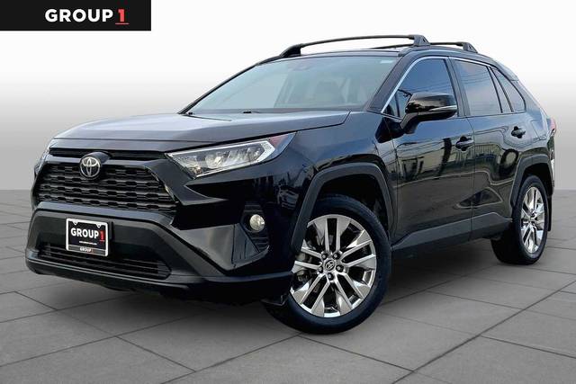 2021 Toyota RAV4 XLE Premium FWD photo