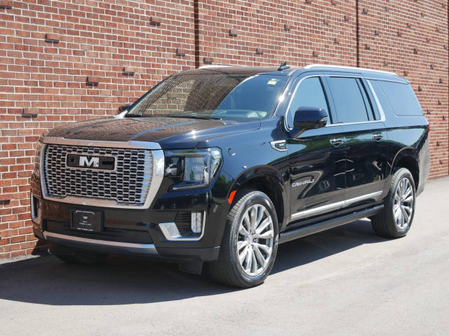 2021 GMC Yukon XL Denali 4WD photo