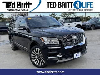 2021 Lincoln Navigator Reserve 4WD photo