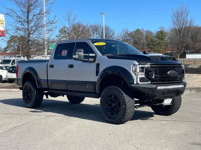 2021 Ford F-250 Super Duty LARIAT 4WD photo