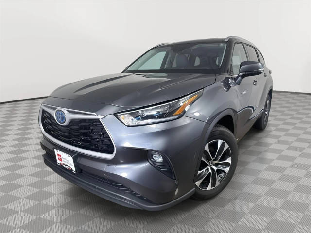 2021 Toyota Highlander Hybrid XLE AWD photo