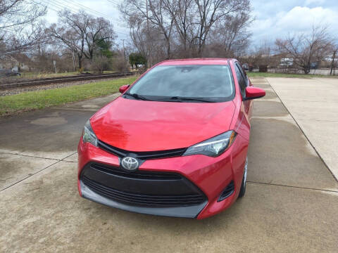 2018 Toyota Corolla LE FWD photo