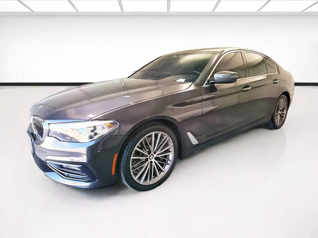 2018 BMW 5 Series 530i RWD photo