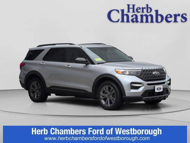 2021 Ford Explorer XLT 4WD photo