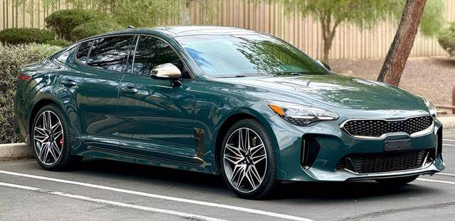 2022 Kia Stinger GT1 RWD photo