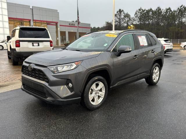 2021 Toyota RAV4 XLE FWD photo