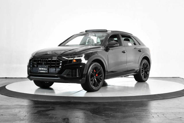 2021 Audi Q8 Premium AWD photo