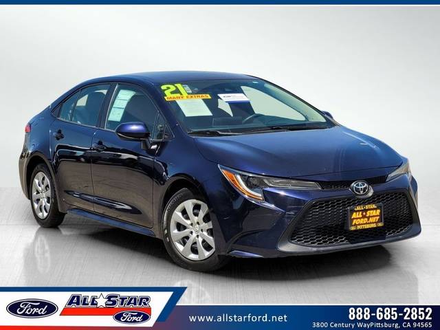 2021 Toyota Corolla LE FWD photo