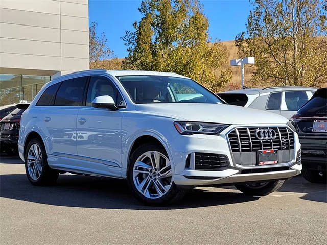 2021 Audi Q7 Premium AWD photo