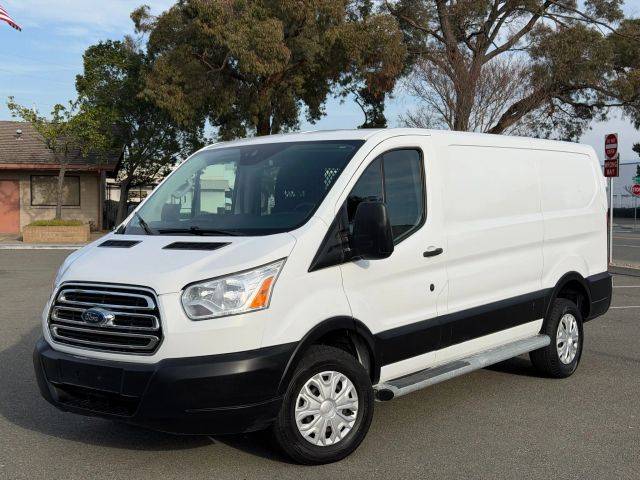 2019 Ford Transit Van  RWD photo