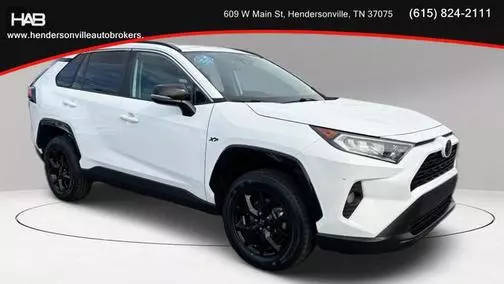 2021 Toyota RAV4 XLE FWD photo