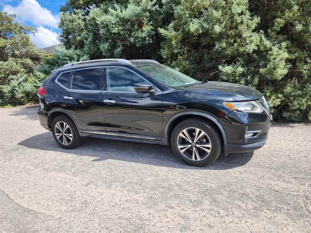 2017 Nissan Rogue SL AWD photo