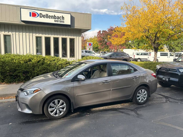 2015 Toyota Corolla L FWD photo