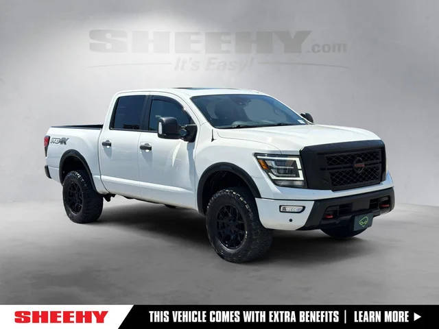 2021 Nissan Titan PRO-4X 4WD photo