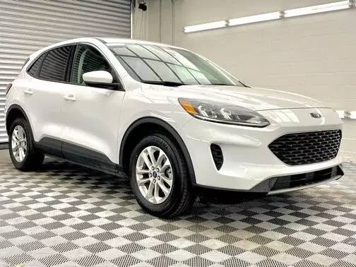 2021 Ford Escape SE FWD photo