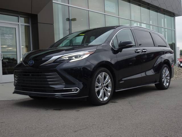 2021 Toyota Sienna Platinum FWD photo