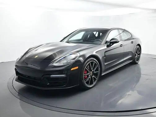 2021 Porsche Panamera GTS AWD photo