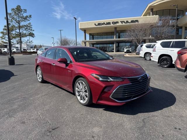 2021 Toyota Avalon Hybrid Limited FWD photo